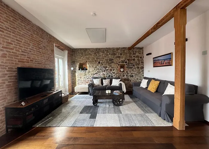 Rincon De Cimadevilla